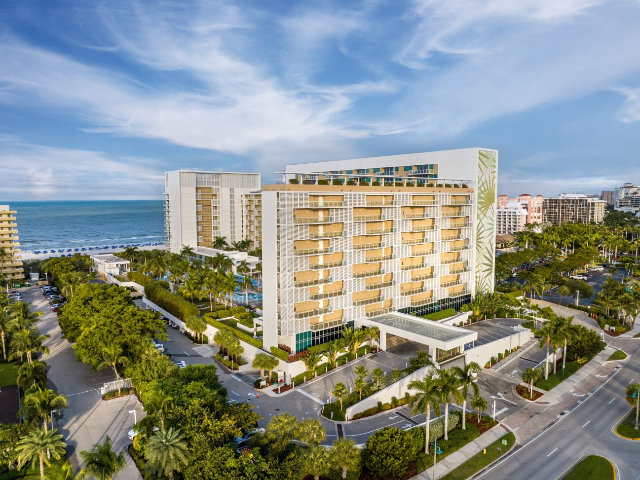 Marriott's Crystal Shores exterior